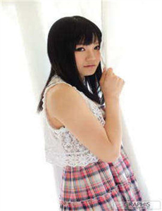 烟村三月